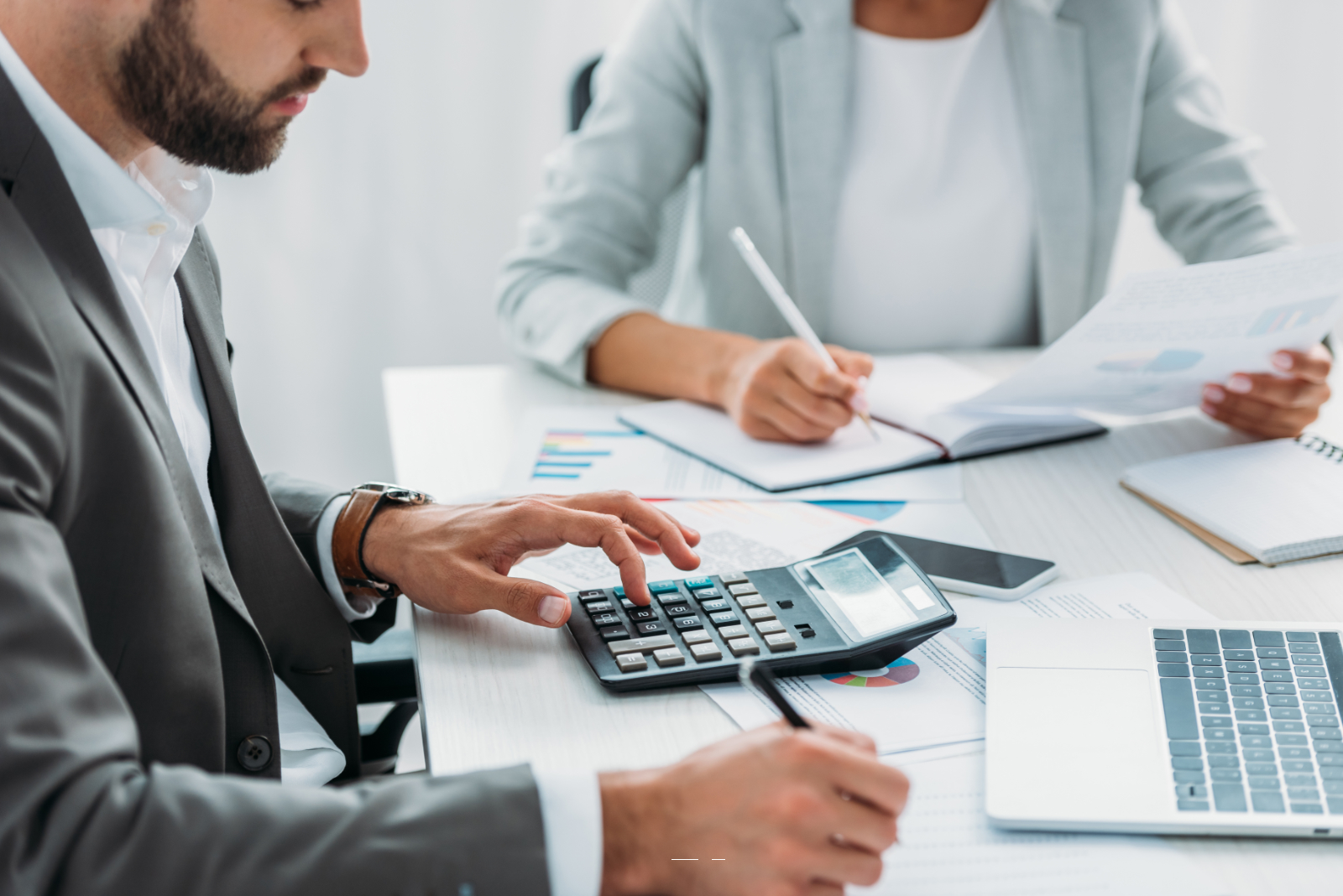 Understanding How a Business Benefits from Using a Tax, Bookkeeping & Accounting Services